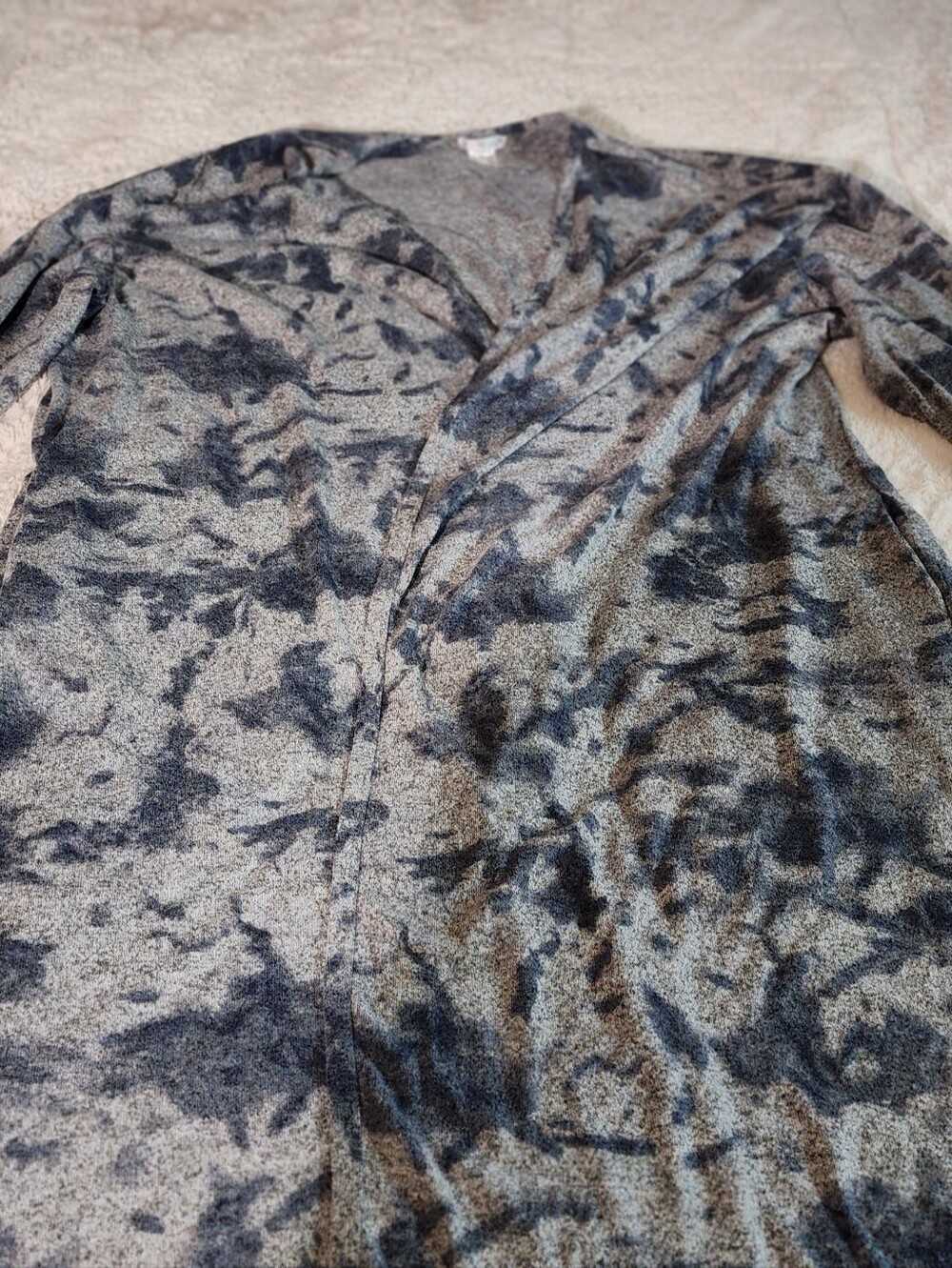 Women’s Heathered Blue and Gray V-Neck Cardigan Robe And Blue Tank Jumper
